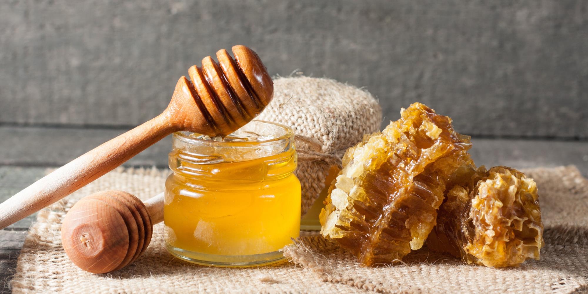 Top 5 Benefits of Local, Raw Honey