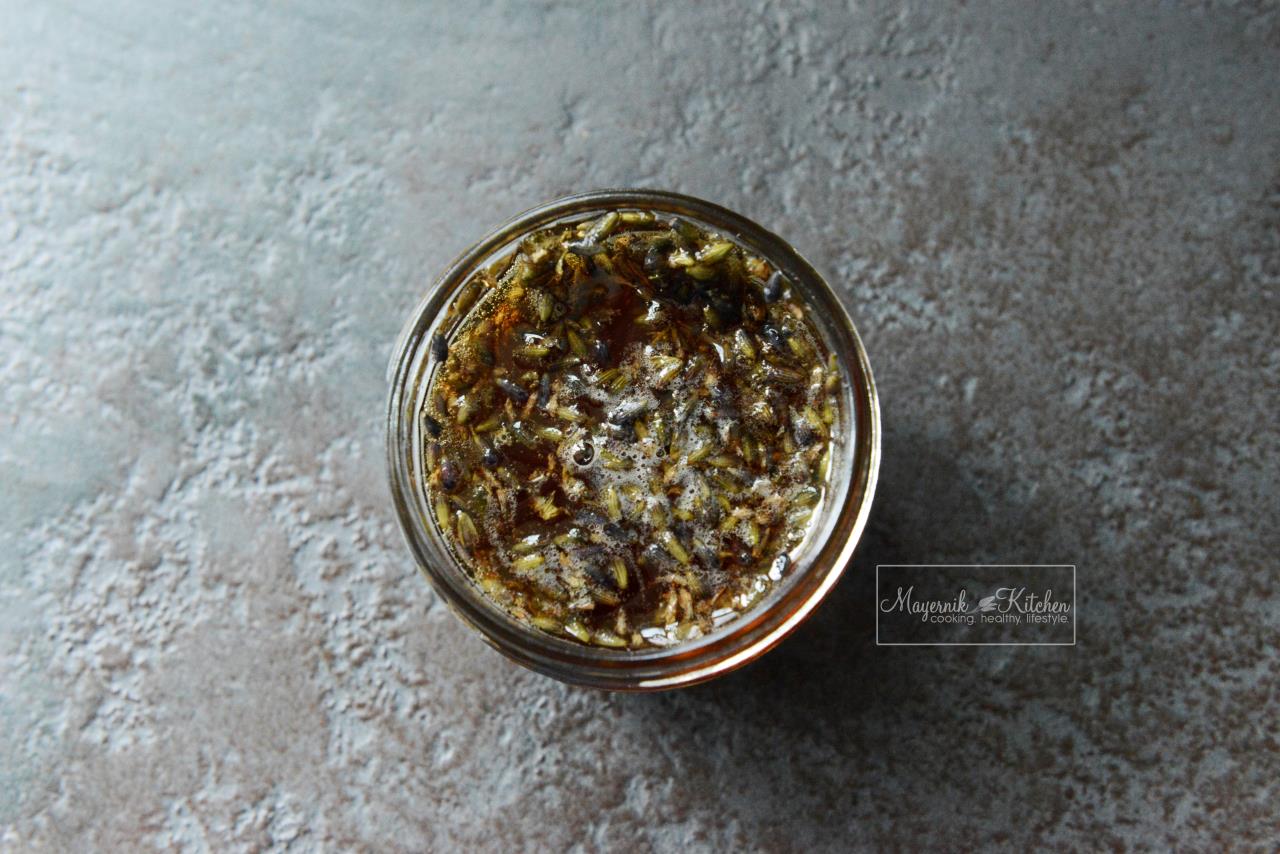 Homemade Lavender Infused Honey - Mayernik Kitchen